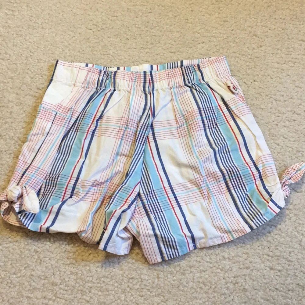 NWT & NWOT Gap plaid shorts